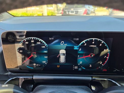 Used 2022 Mercedes-Benz GLA 35 AMG AMG GLA 35 image 21