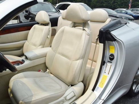 Used 2003 Lexus SC 430 Convertible RWD image 22