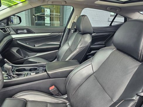 Used 2018 Nissan Maxima 3.5 SL image 19