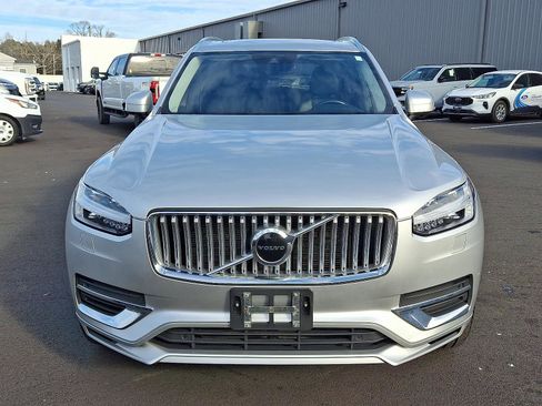 Used 2021 Volvo XC90 T8 Inscription Expression w/ Climate Package image 2