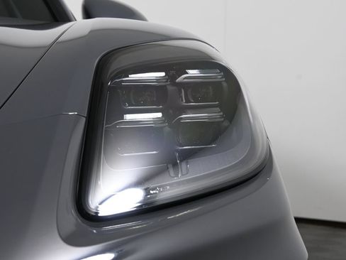 Used 2026 Porsche Panamera 4 AWD/4WD image 11