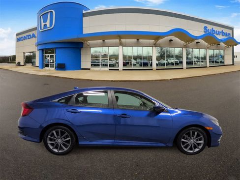 Used 2019 Honda Civic EX image 9