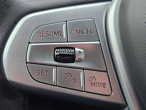 Used 2025 BMW X7 xDrive40i AWD/4WD image 39