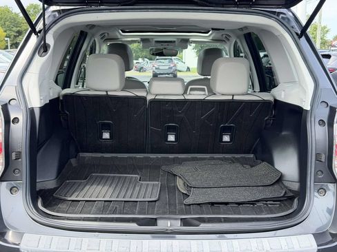 Used 2018 Subaru Forester 2.5i Limited AWD/4WD image 14