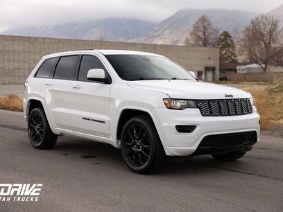 Used 2018 Jeep Grand Cherokee Altitude