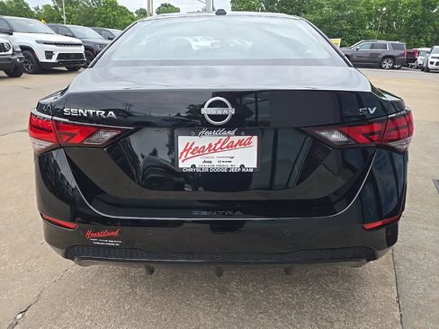 Used 2024 Nissan Sentra SV w/ All-Weather Package FWD image 10