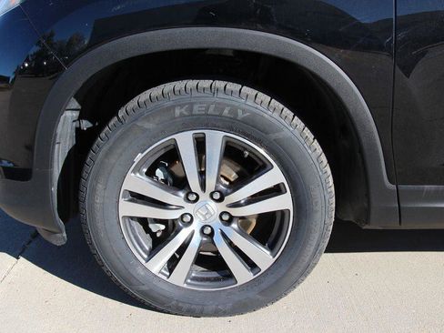 Used 2017 Honda Pilot EX-L image 10