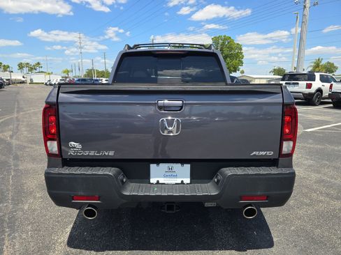 Certified 2023 Honda Ridgeline RTL image 5