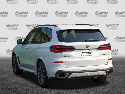 Used 2026 BMW X5 xDrive40i w/ M Sport Package AWD/4WD image 6