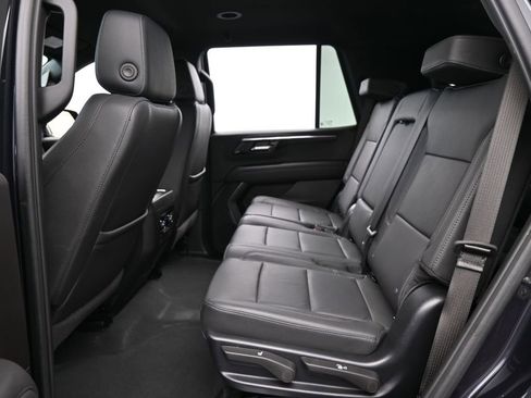 Used 2025 Chevrolet Tahoe LT image 33