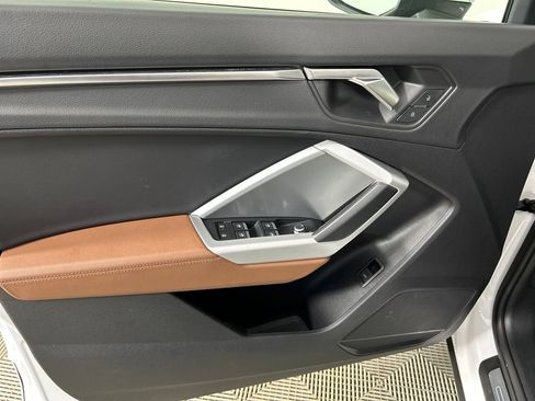 Used 2025 Audi Q3 2.0T Premium image 10