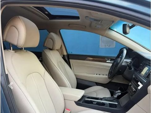 Used 2017 Hyundai Sonata Limited w/ Tech Package 03 FWD image 7