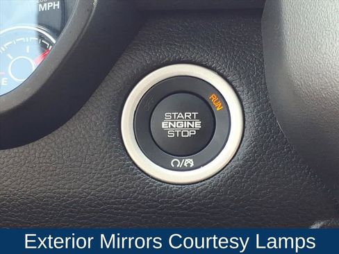 Used 2025 RAM 1500 Laramie image 11