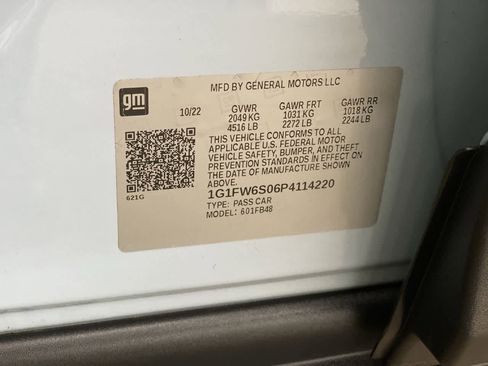 Used 2023 Chevrolet Bolt LT image 29