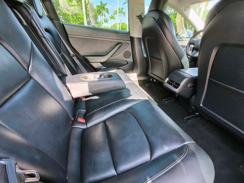 Used 2022 Tesla Model 3 RWD image 33
