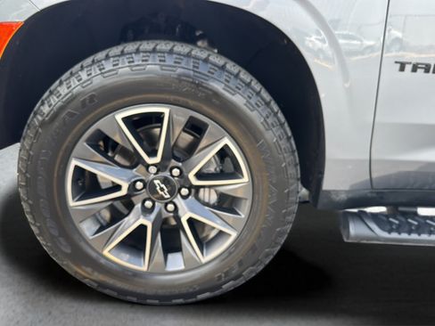 Used 2022 Chevrolet Tahoe Z71 AWD/4WD image 19