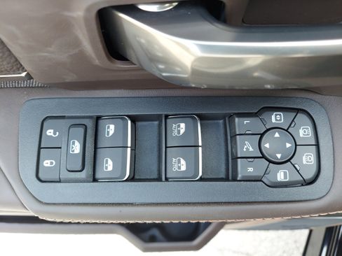 New 2026 RAM 3500 Longhorn image 35