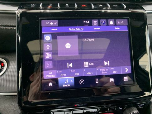 New 2025 Jeep Grand Cherokee L Altitude image 32