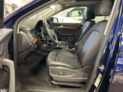 Certified 2023 Audi Q5 2.0T Premium w/ Convenience Package AWD/4WD image 17