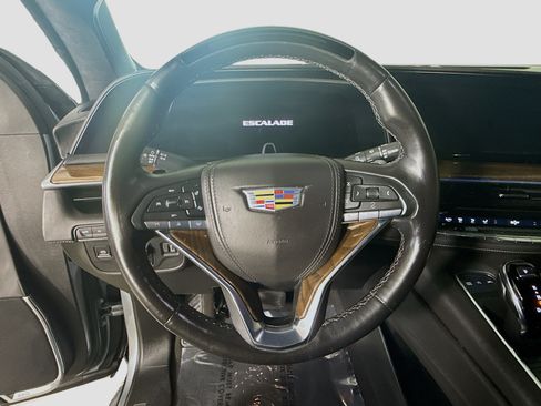 Used 2023 Cadillac Escalade Premium Luxury Platinum AWD/4WD image 13
