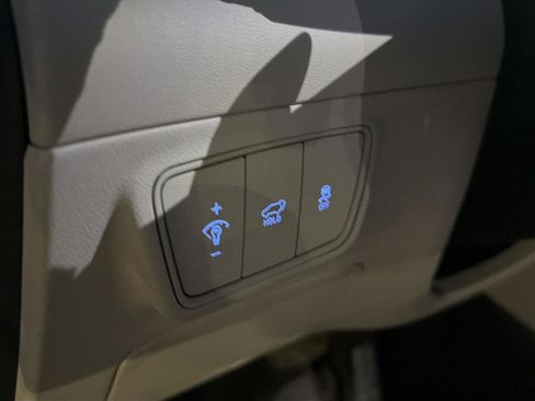 Used 2022 Hyundai Tucson Limited image 9