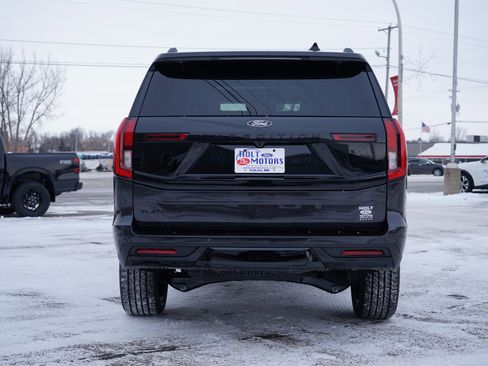 New 2025 Ford Expedition Platinum w/ Stealth Performance Package image 4