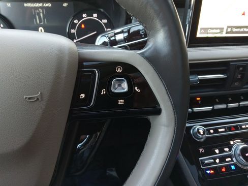 Used 2020 Lincoln Corsair AWD w/ Premium Package image 22