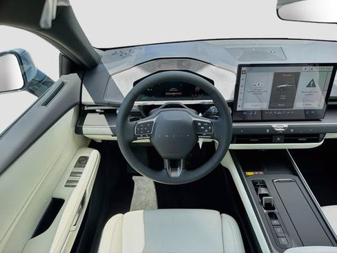 New 2026 Lexus ES 350e w/ Convenience Package FWD image 17
