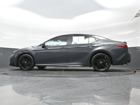 Used 2025 Toyota Camry SE AWD/4WD image 28