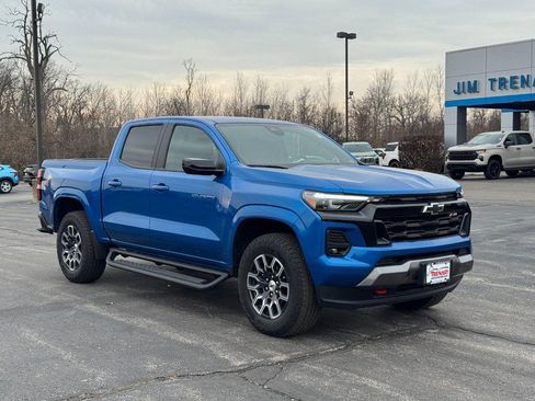 Used 2023 Chevrolet Colorado Z71 w/ Z71 Convenience Package 2 image 2