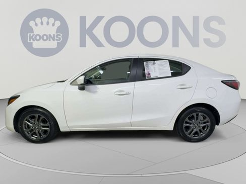 Used 2019 Toyota Yaris LE FWD image 7