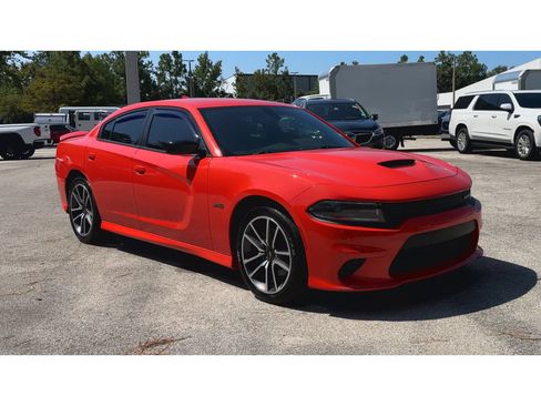 Used 2023 Dodge Charger R/T w/ Harman/Kardon Audio Group RWD image 2