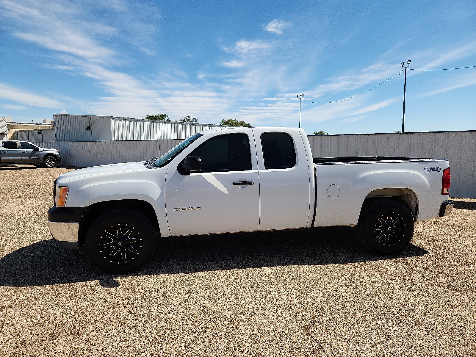 Used 2013 GMC Sierra 1500 W/T AWD/4WD image 2