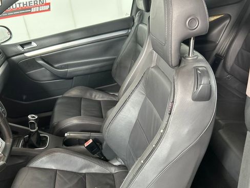 Used 2006 Volkswagen GTI 2.0T 2-Door image 11
