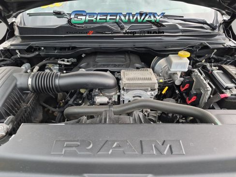 Used 2022 RAM 1500 Limited AWD/4WD image 6