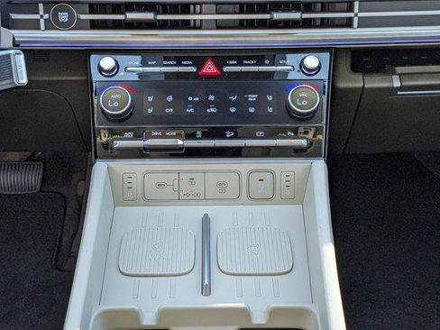 New 2025 Hyundai Santa Fe Calligraphy image 23