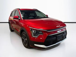 Used 2025 Kia Niro EX FWD video 1