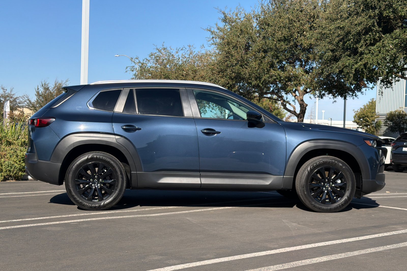 Certified 2026 MAZDA CX-50 AWD 2.5 S w/ Preferred Pkg image 3