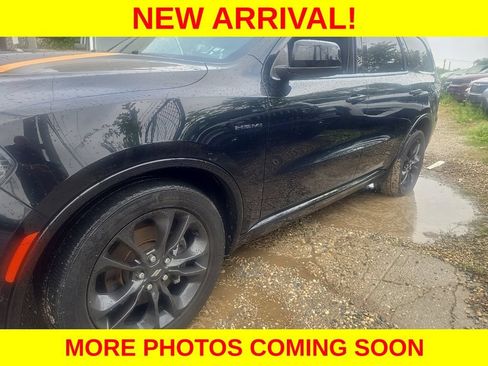 Used 2023 Dodge Durango R/T w/ Hemi Orange Plus Package AWD/4WD image 2