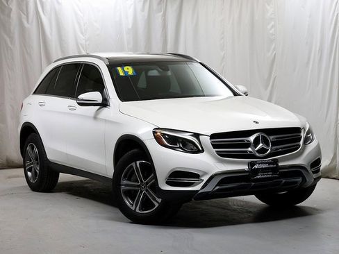 Used 2019 Mercedes-Benz GLC 300 4MATIC image 1