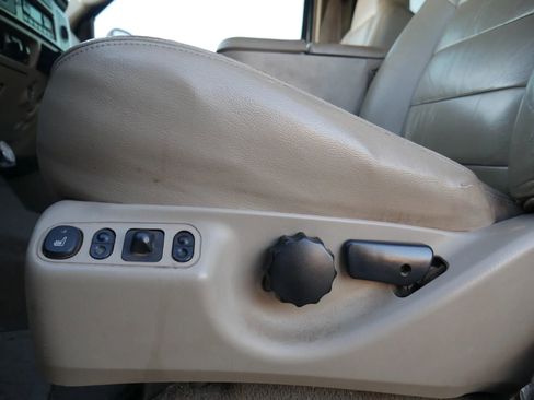 Used 2006 Ford F250 Lariat image 15