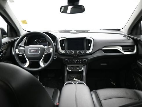 Used 2023 GMC Terrain SLT w/ Infotainment Package II image 9