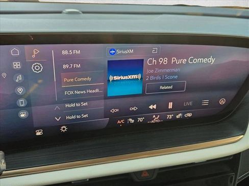 Used 2024 Buick Envision Avenir image 11