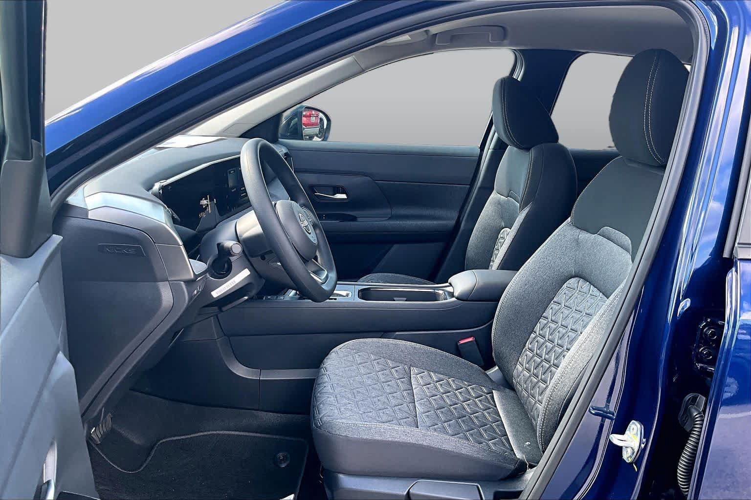 New 2027 Nissan Kicks SV FWD image 9