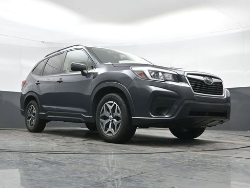 Used 2020 Subaru Forester Premium image 26