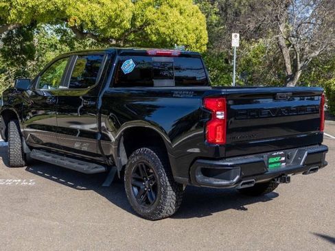 Used 2024 Chevrolet Silverado 1500 LT Trail Boss w/ LT Trail Boss Premium Package image 8