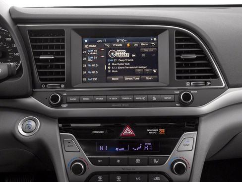 Used 2018 Hyundai Elantra Limited w/ Limited Ultimate Package 02 FWD image 13