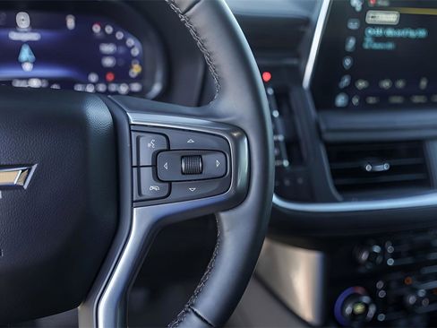 Used 2024 Chevrolet Tahoe LT w/ Luxury Package image 13