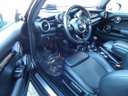Used 2015 MINI Cooper S image 10