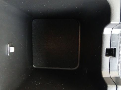 Used 2024 Jeep Grand Cherokee L Limited w/ Luxury Tech Group II image 27